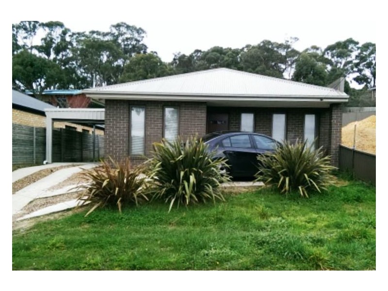 152 Ryan Street, Brown Hill VIC 3350