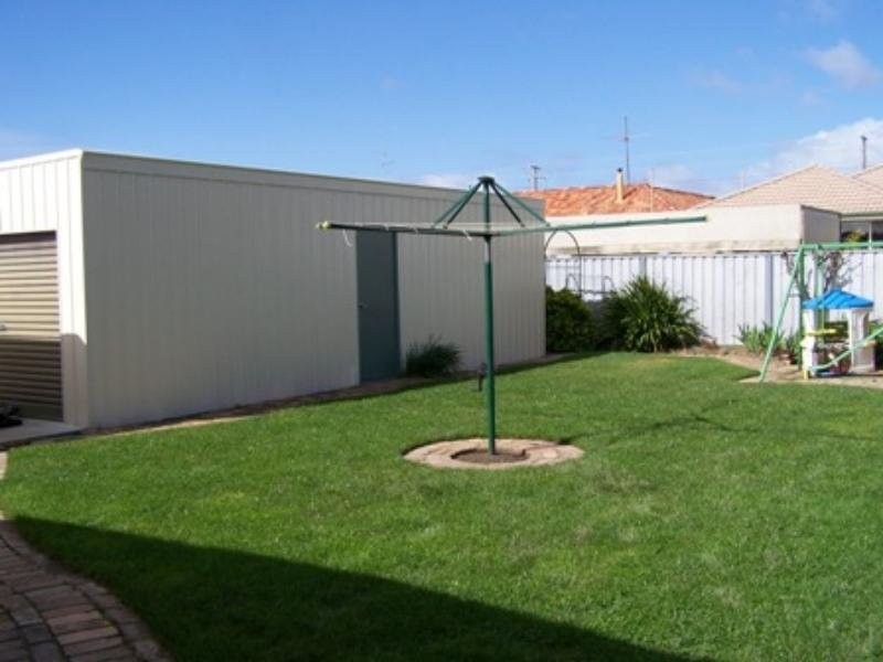 39 Hastings Street, Wendouree VIC 3355