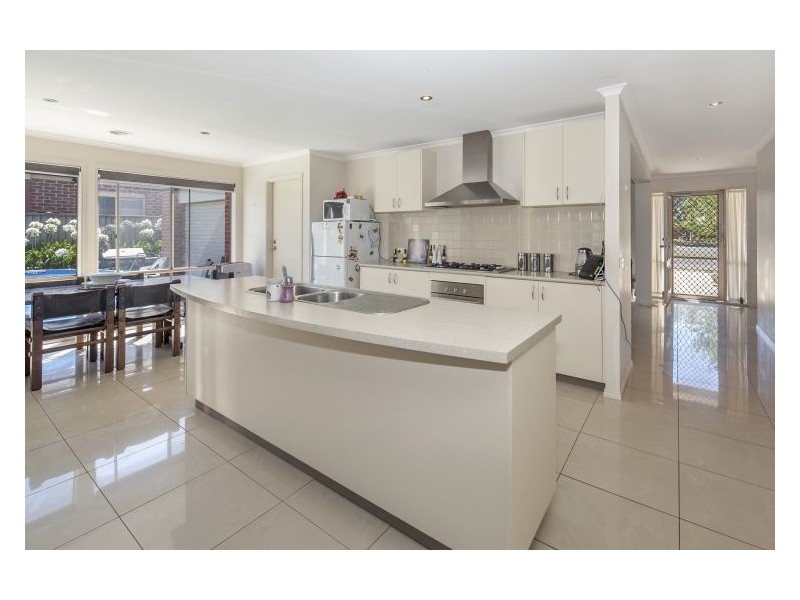 110 Wiltshire Lane, Delacombe VIC 3356