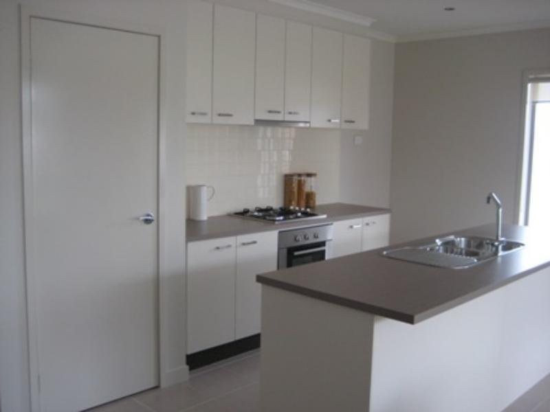 18 Amana Drive, Alfredton VIC 3350