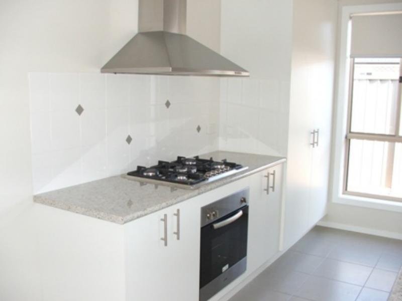 9 Rorey Street, Delacombe VIC 3356