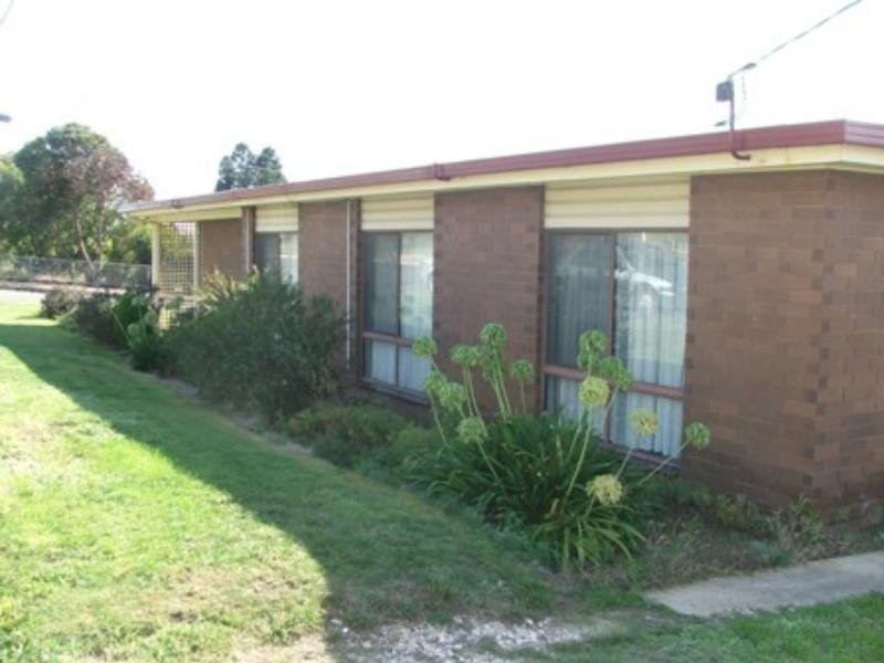 107 English Street, Golden Point VIC 3350