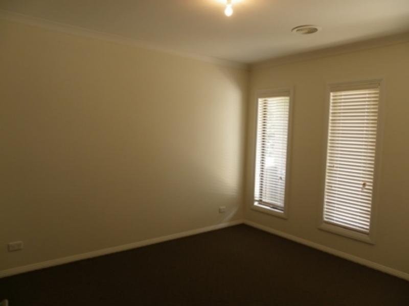 152 Ryan Street, Brown Hill VIC 3350