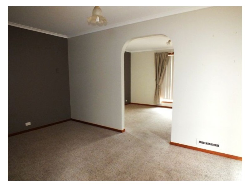 2/47 Albert Street, Sebastopol VIC 3356