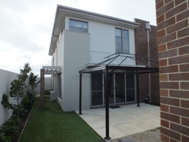 2 Amana Drive, Alfredton VIC 3350