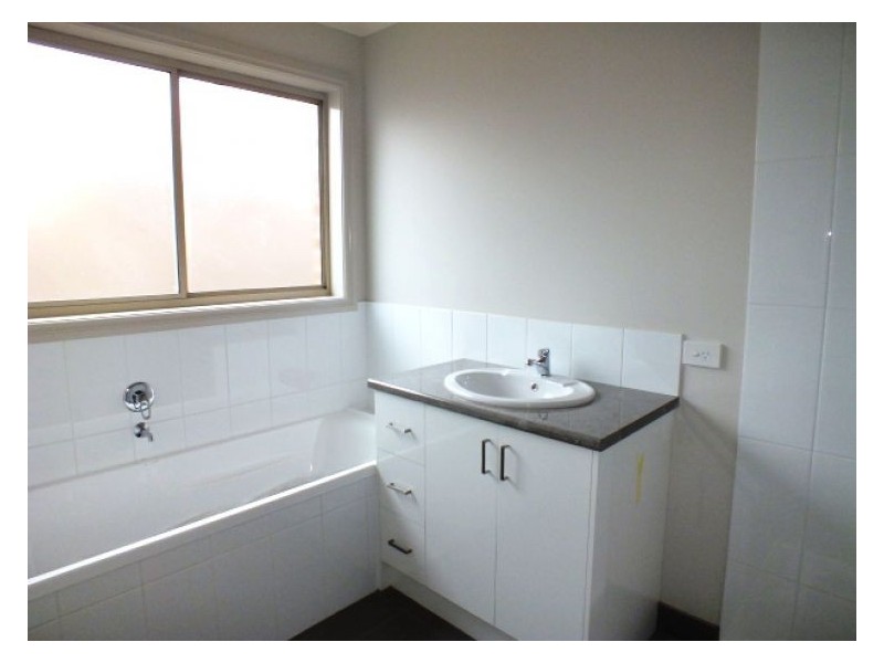 241 Kossuth Street, Sebastopol VIC 3356