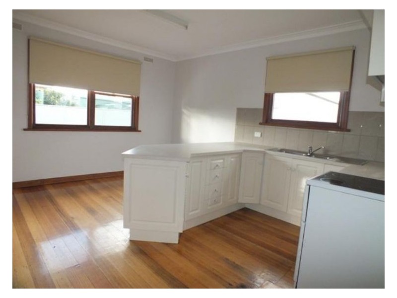 195 Yarrowee Street, Sebastopol VIC 3356