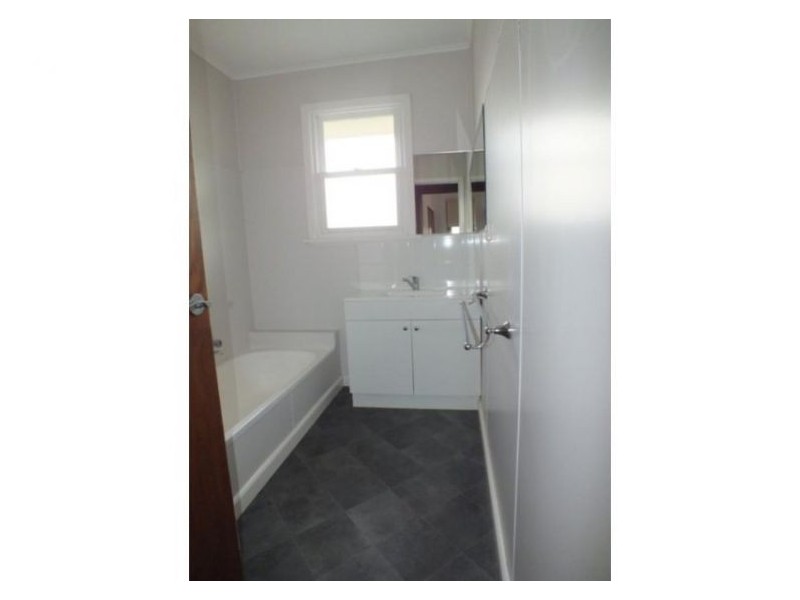 195 Yarrowee Street, Sebastopol VIC 3356