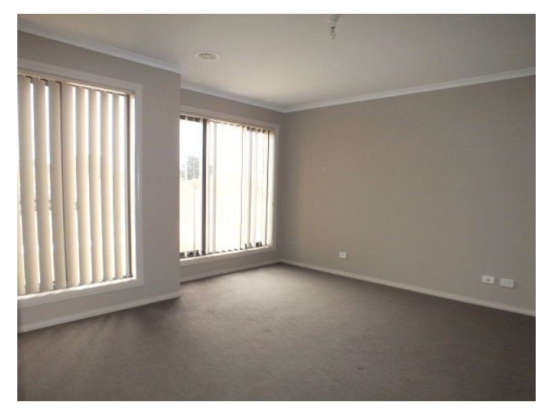 215 Kossuth Street, Sebastopol VIC 3356