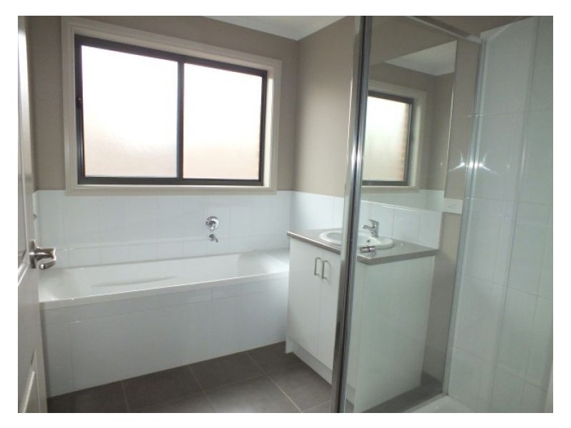 215 Kossuth Street, Sebastopol VIC 3356