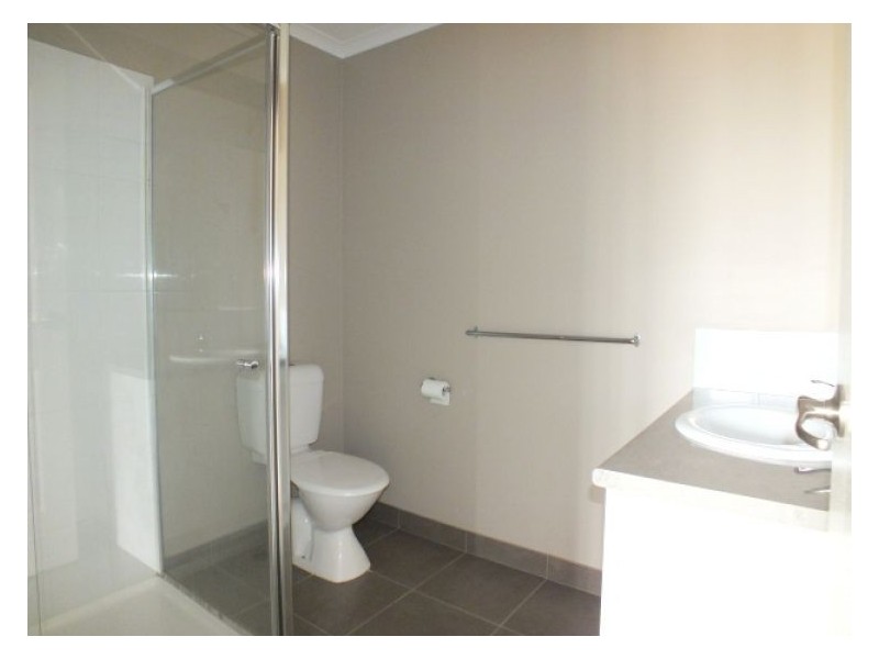 215 Kossuth Street, Sebastopol VIC 3356