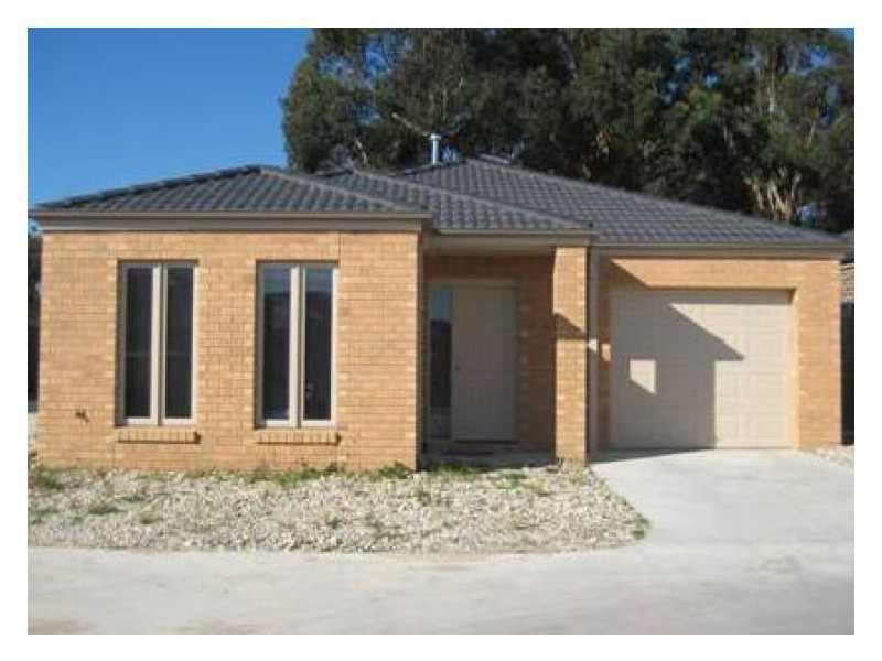 8 Malcolm Court, Brown Hill VIC 3350