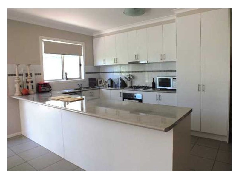 8 Malcolm Court, Brown Hill VIC 3350