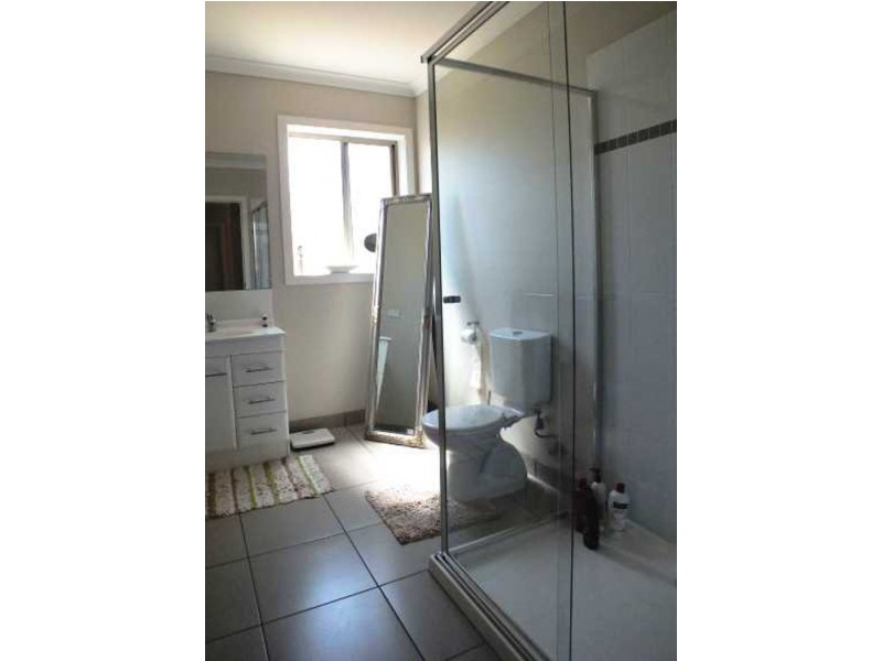 8 Malcolm Court, Brown Hill VIC 3350