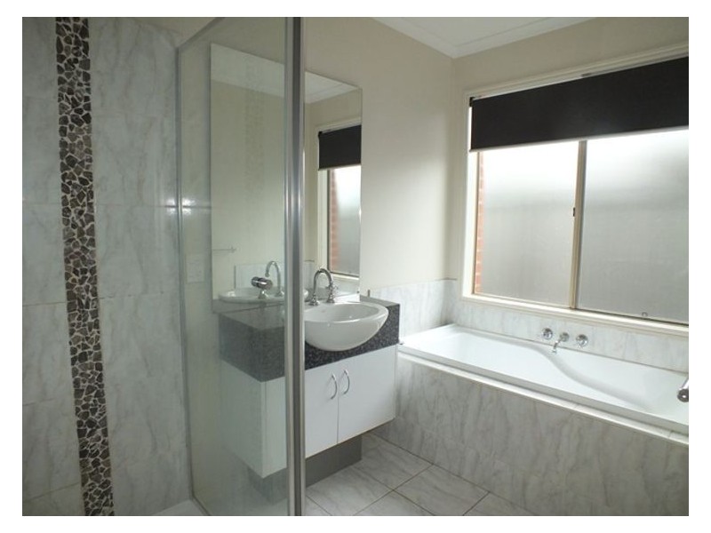 110 Wiltshire Lane, Delacombe VIC 3356