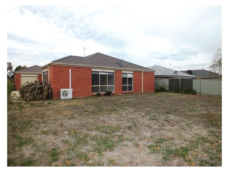 110 Wiltshire Lane, Delacombe VIC 3356