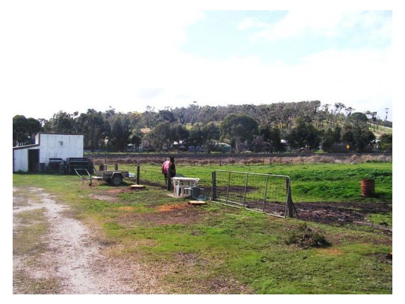 14 Burke St, Beaufort VIC 3373