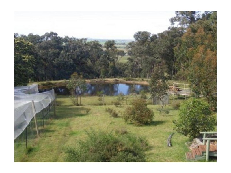 182 Dalgleishs Rd, Beaufort VIC 3373