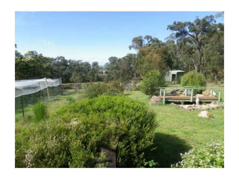 182 Dalgleishs Rd, Beaufort VIC 3373
