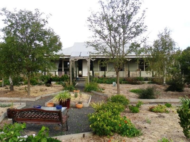 106 Daly Rd, Rokewood VIC 3330