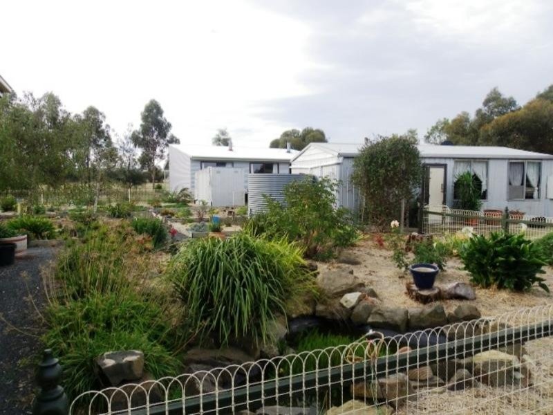 106 Daly Rd, Rokewood VIC 3330