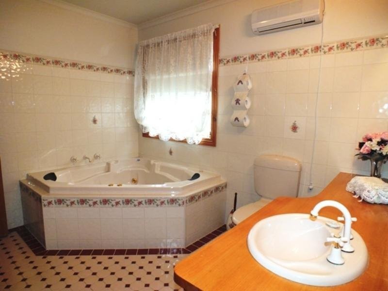 33 Sturt St, Beaufort VIC 3373