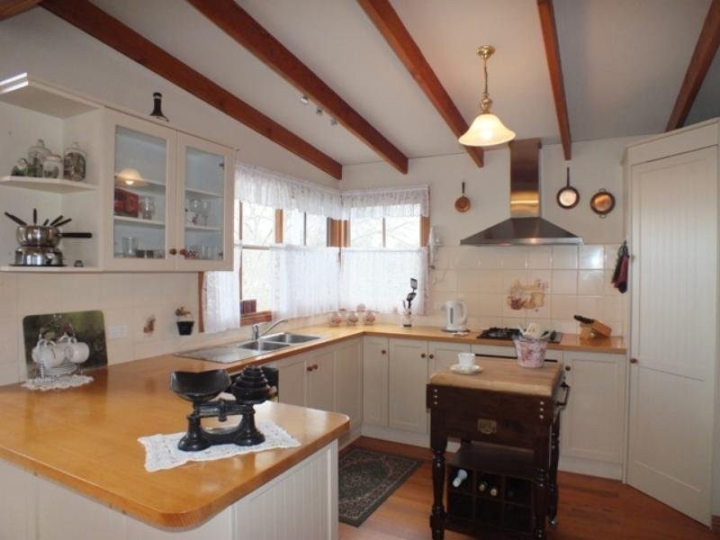 33 Sturt St, Beaufort VIC 3373