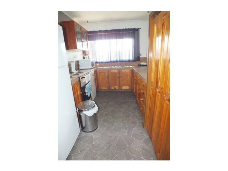 42 Kowree Cres, Redan VIC 3350