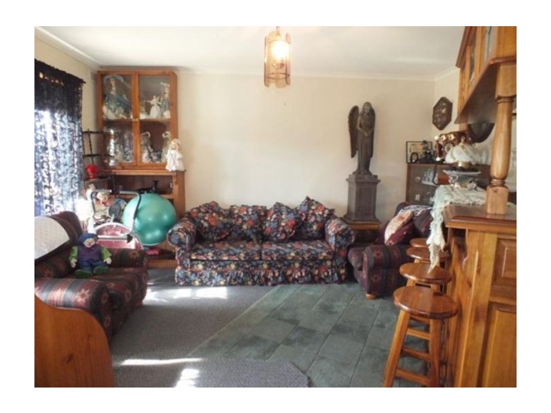 42 Kowree Cres, Redan VIC 3350