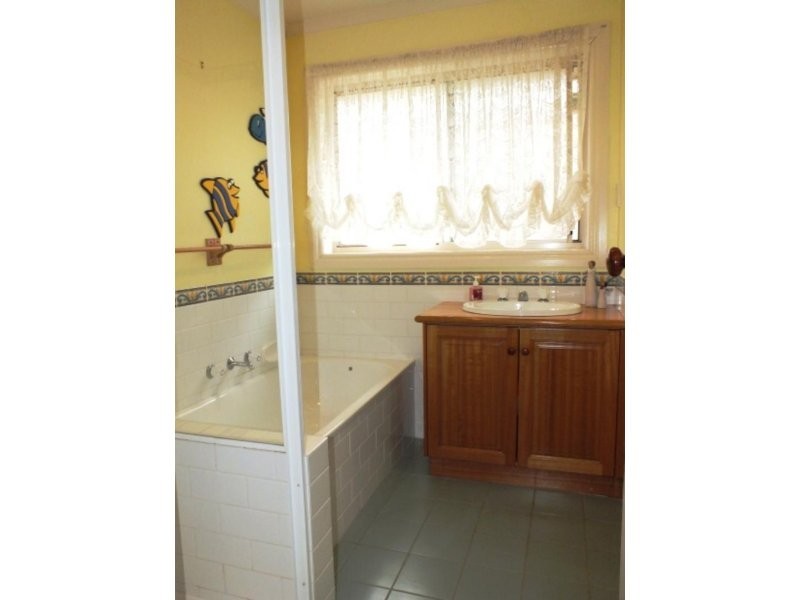 5 Matthew Ct, Sebastopol VIC 3356