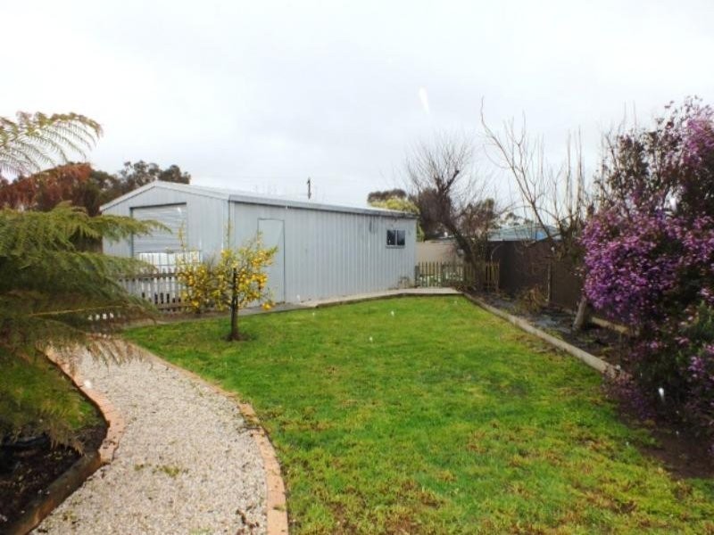 5 Matthew Ct, Sebastopol VIC 3356