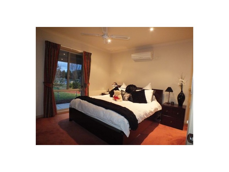 335 Blind Creek Rd, Cardigan VIC 3352