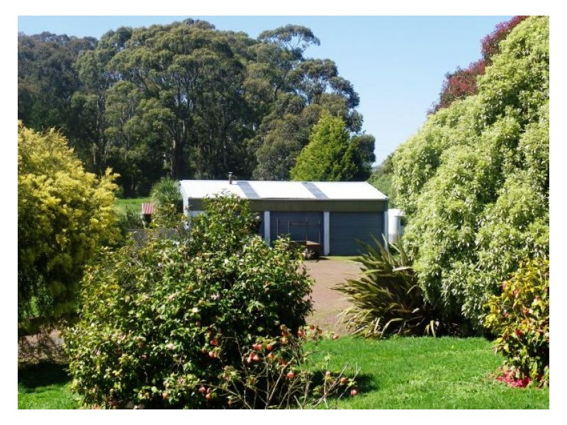 9 Hill Top Road, Brown Hill VIC 3350