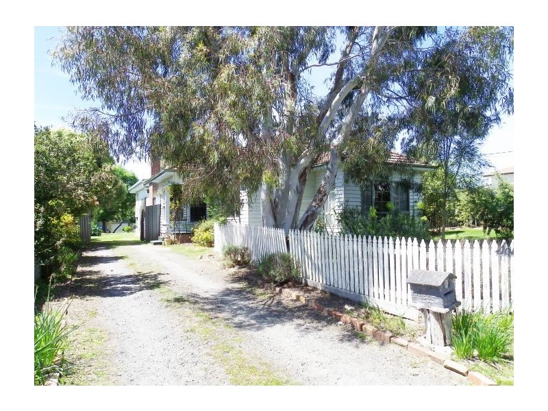 26 Bradbury Street, Brown Hill VIC 3350