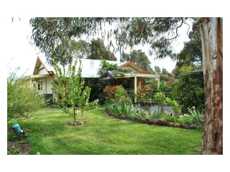 9 Wiggins Road, Ballarat VIC 3350