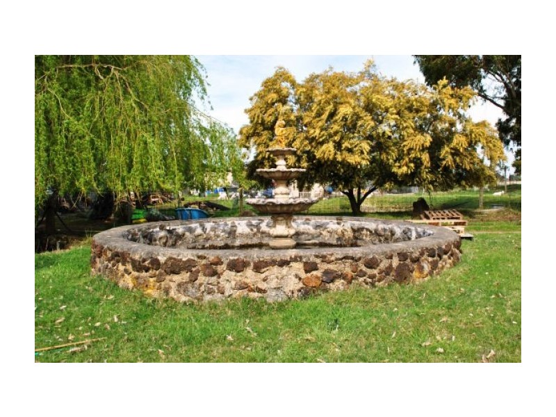 9 Wiggins Road, Ballarat VIC 3350