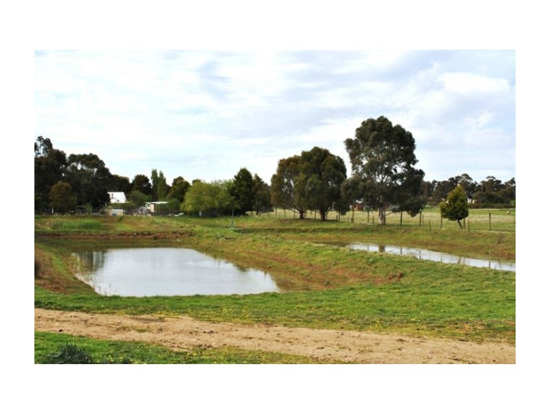 9 Wiggins Road, Ballarat VIC 3350