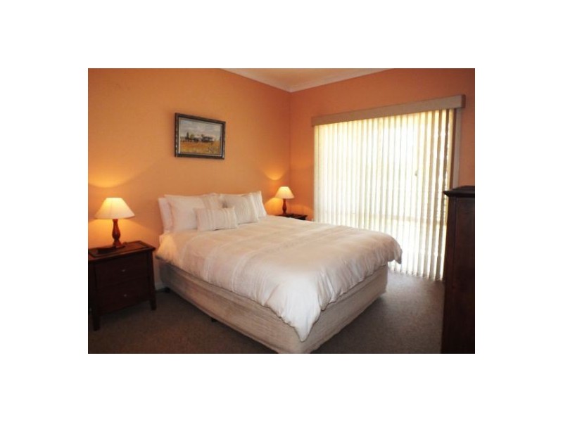 7 Suburban Street, Clunes VIC 3370