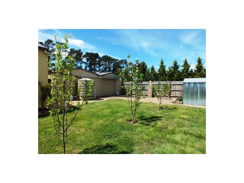 7 Suburban Street, Clunes VIC 3370