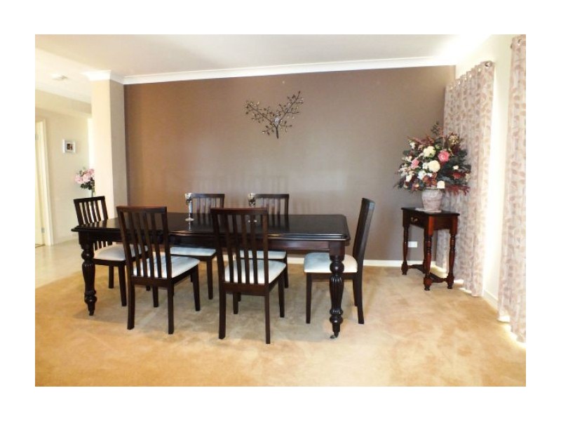 5 Chapel Cross Court, Delacombe VIC 3356