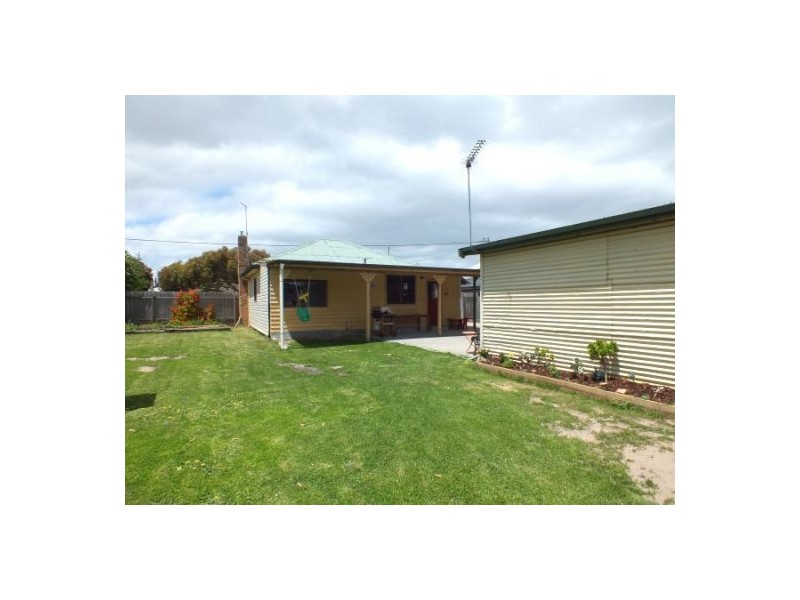36 Orion Street, Sebastopol VIC 3356