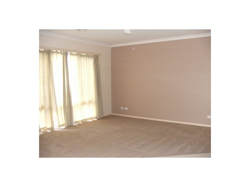 4/320 Humffray Street North, Brown Hill VIC 3350