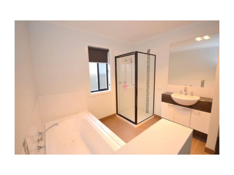 56 Merino Drive, Alfredton VIC 3350