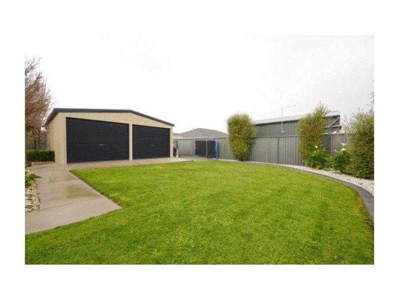56 Merino Drive, Alfredton VIC 3350