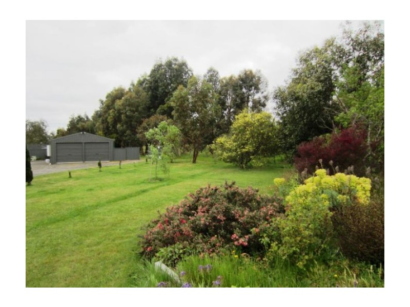 20 Avalon Court, Smythes Creek VIC 3351