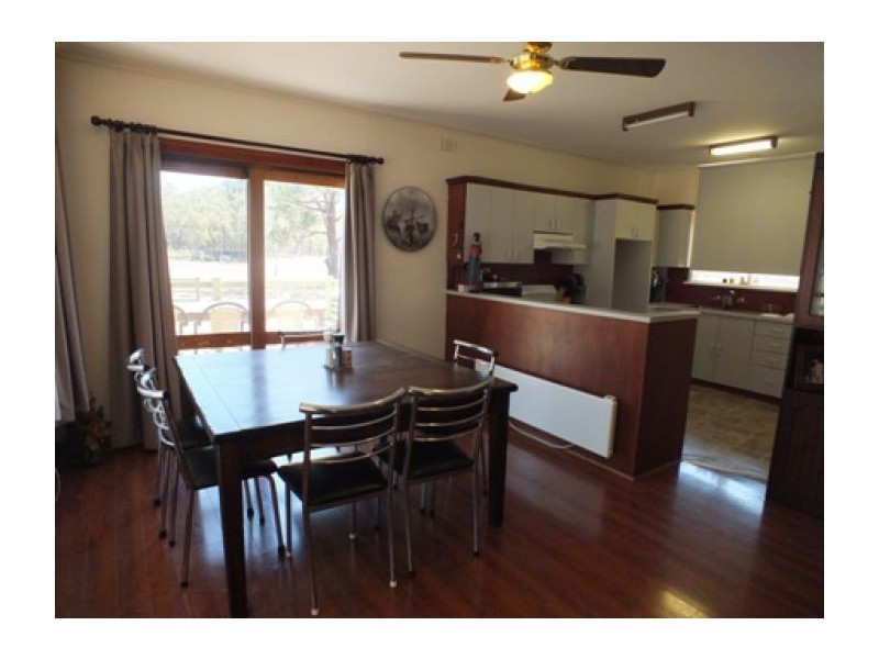 664 Smythesdale/Snake Valley Road, Hillcrest VIC 3351