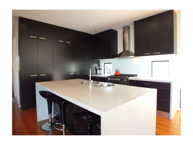 122 Canadian Lakes Boulevard, Canadian VIC 3350