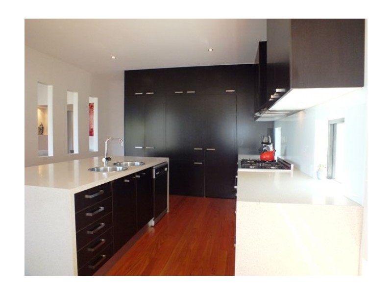 122 Canadian Lakes Boulevard, Canadian VIC 3350