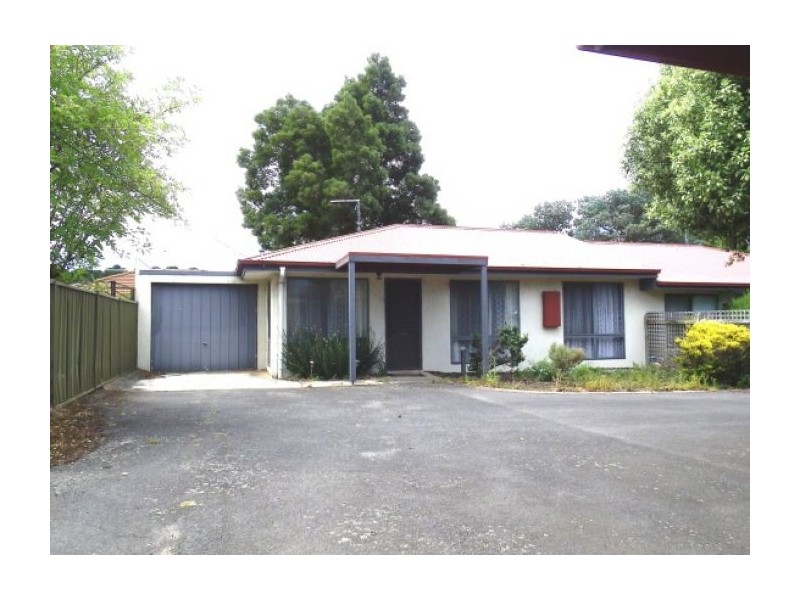 2/110 Park Street, Redan VIC 3350