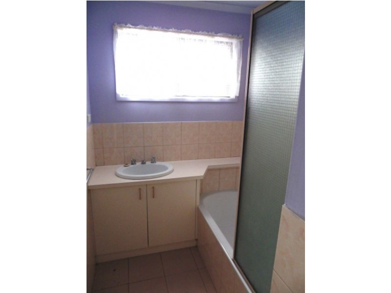 2/110 Park Street, Redan VIC 3350